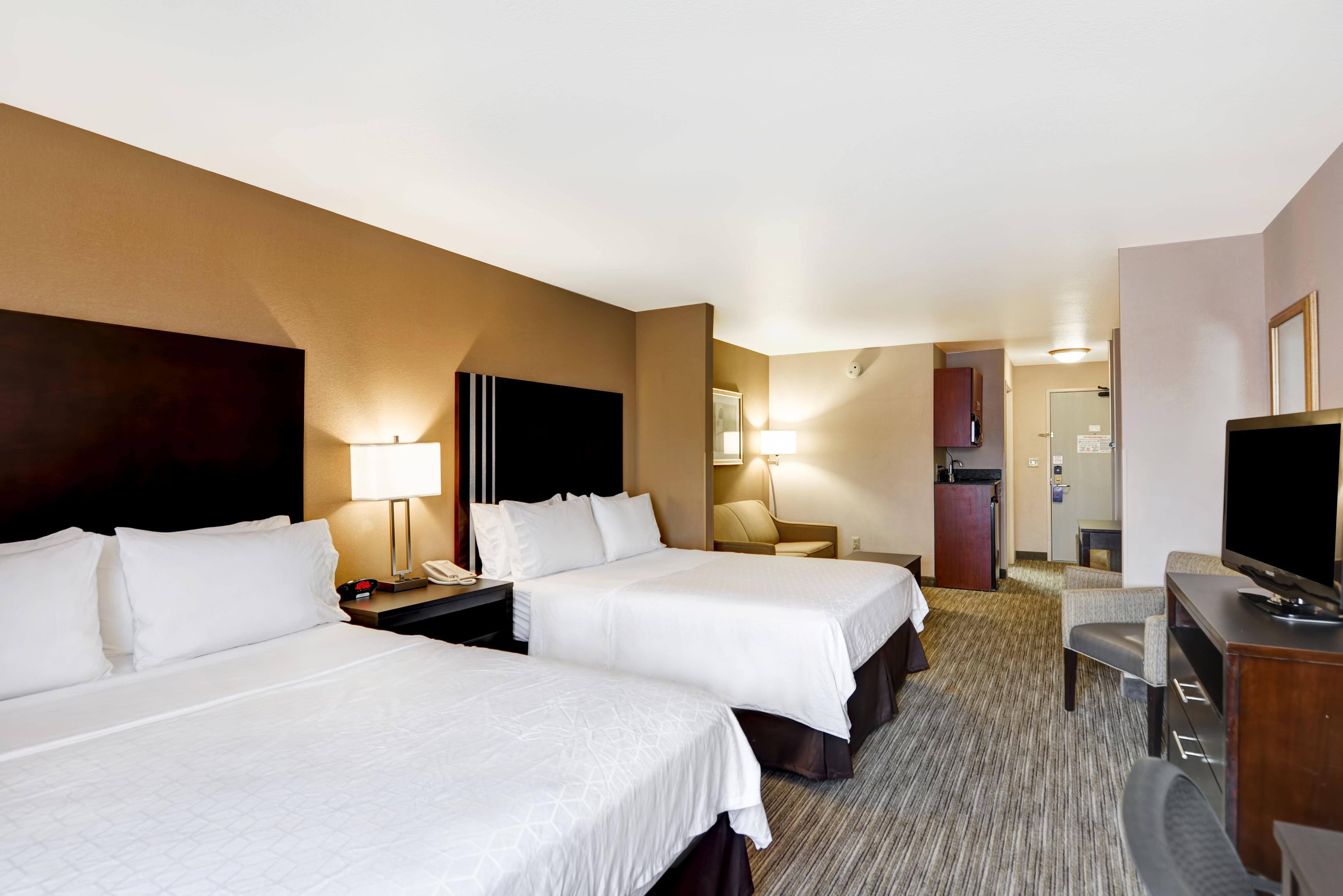 Holiday Inn Express Hotel & Suites Milwaukee-New Berlin By Ihg Esterno foto