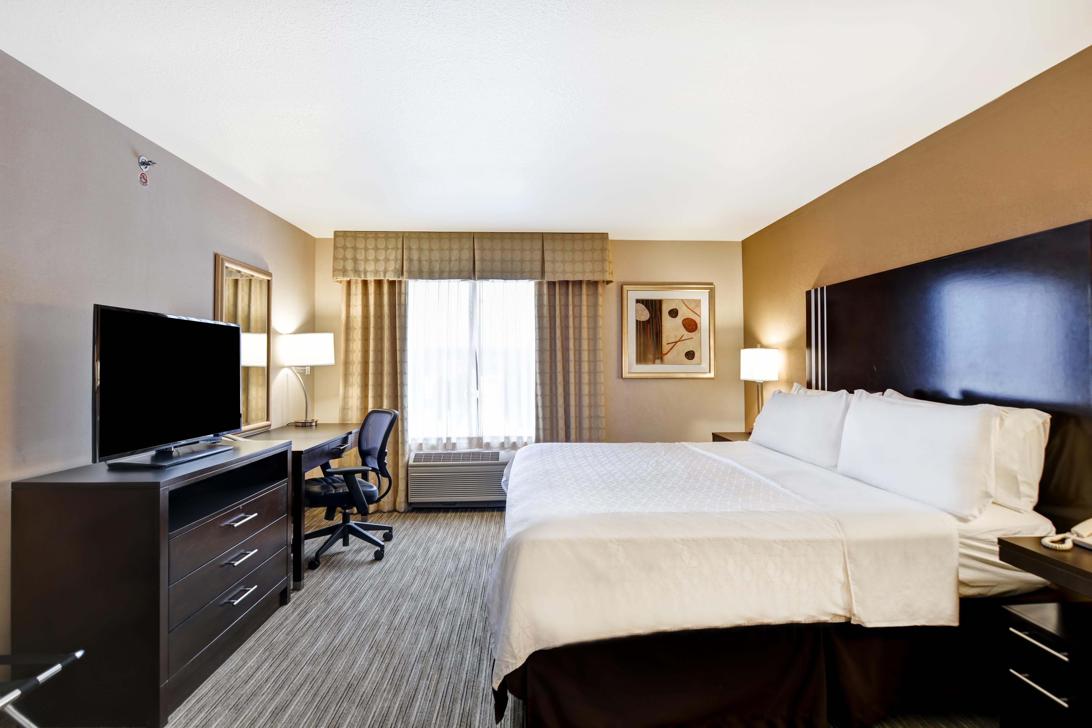 Holiday Inn Express Hotel & Suites Milwaukee-New Berlin, An Ihg Hotel Esterno foto